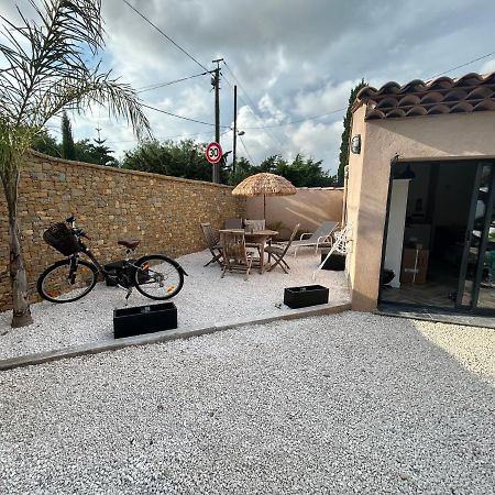 Charmant Studio Dans Villa - Jardin Privatif . Ла Сен-сюр-Мер Екстериор снимка
