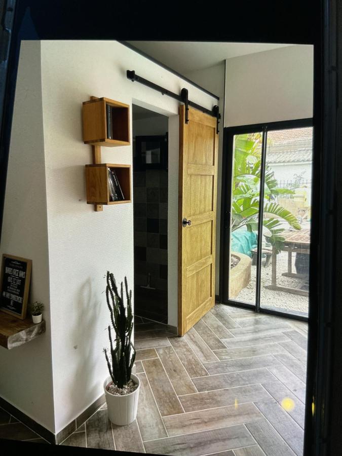 Charmant Studio Dans Villa - Jardin Privatif . Ла Сен-сюр-Мер Екстериор снимка